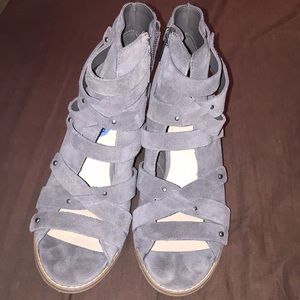 Vince Camuto great condition worn once size 7.5